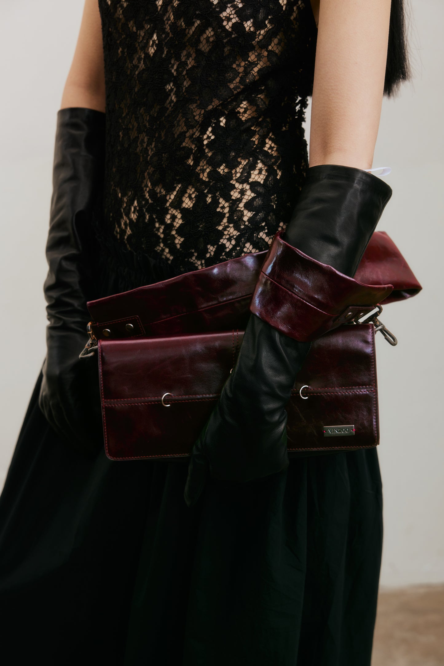 Wide Strap Wallet Bag (Dark Red/Black)