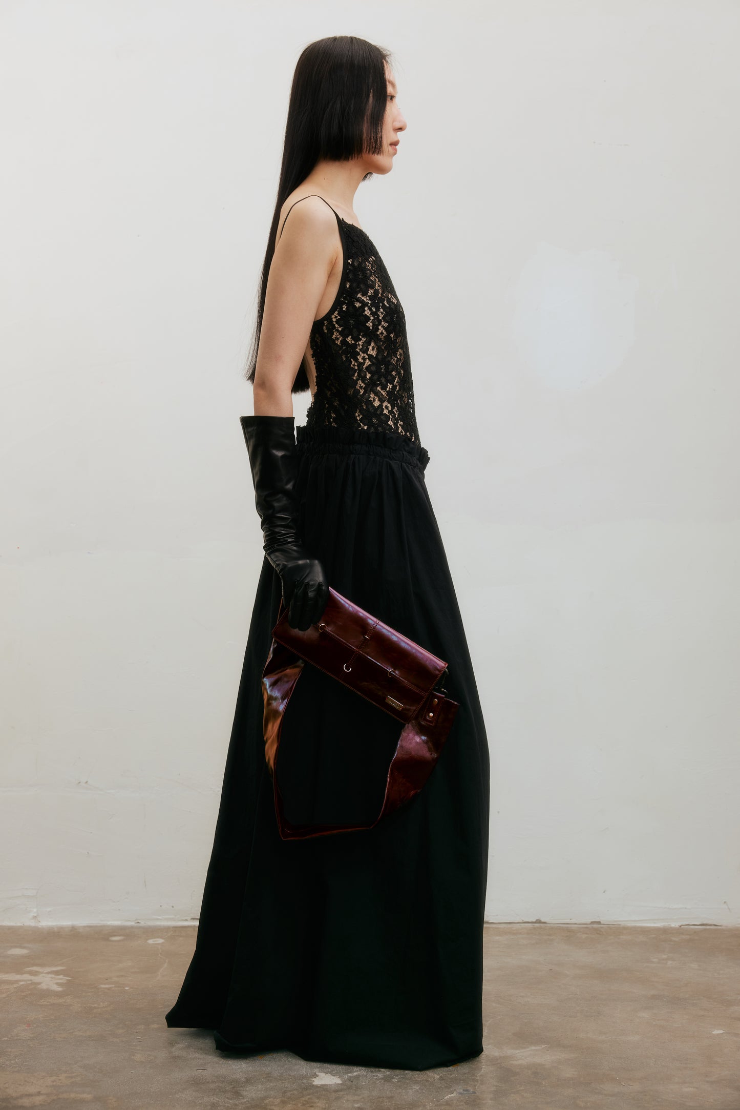 Wide Strap Wallet Bag (Dark Red/Black)