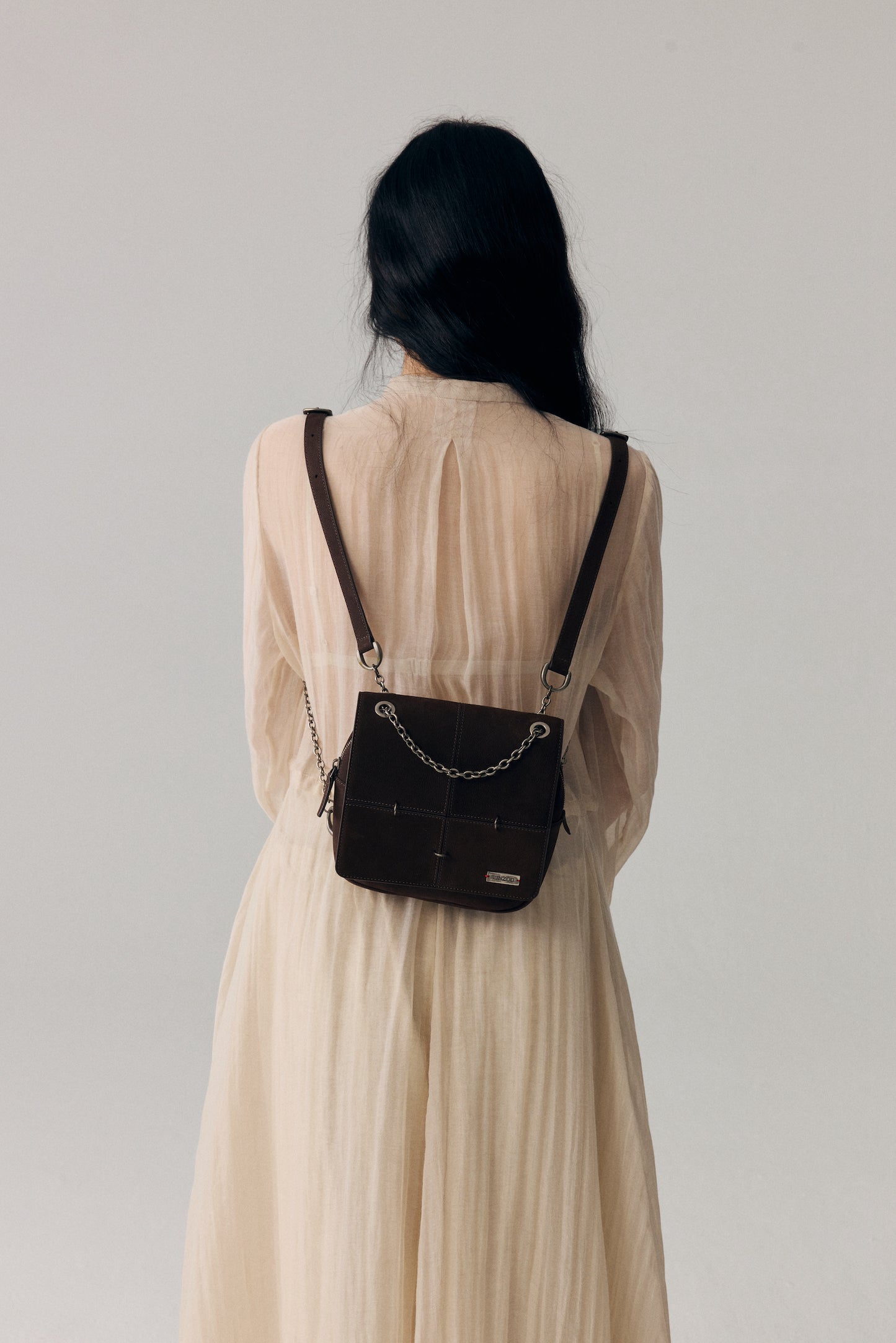 Square Otaiko Backpack(Dark brown/Black)