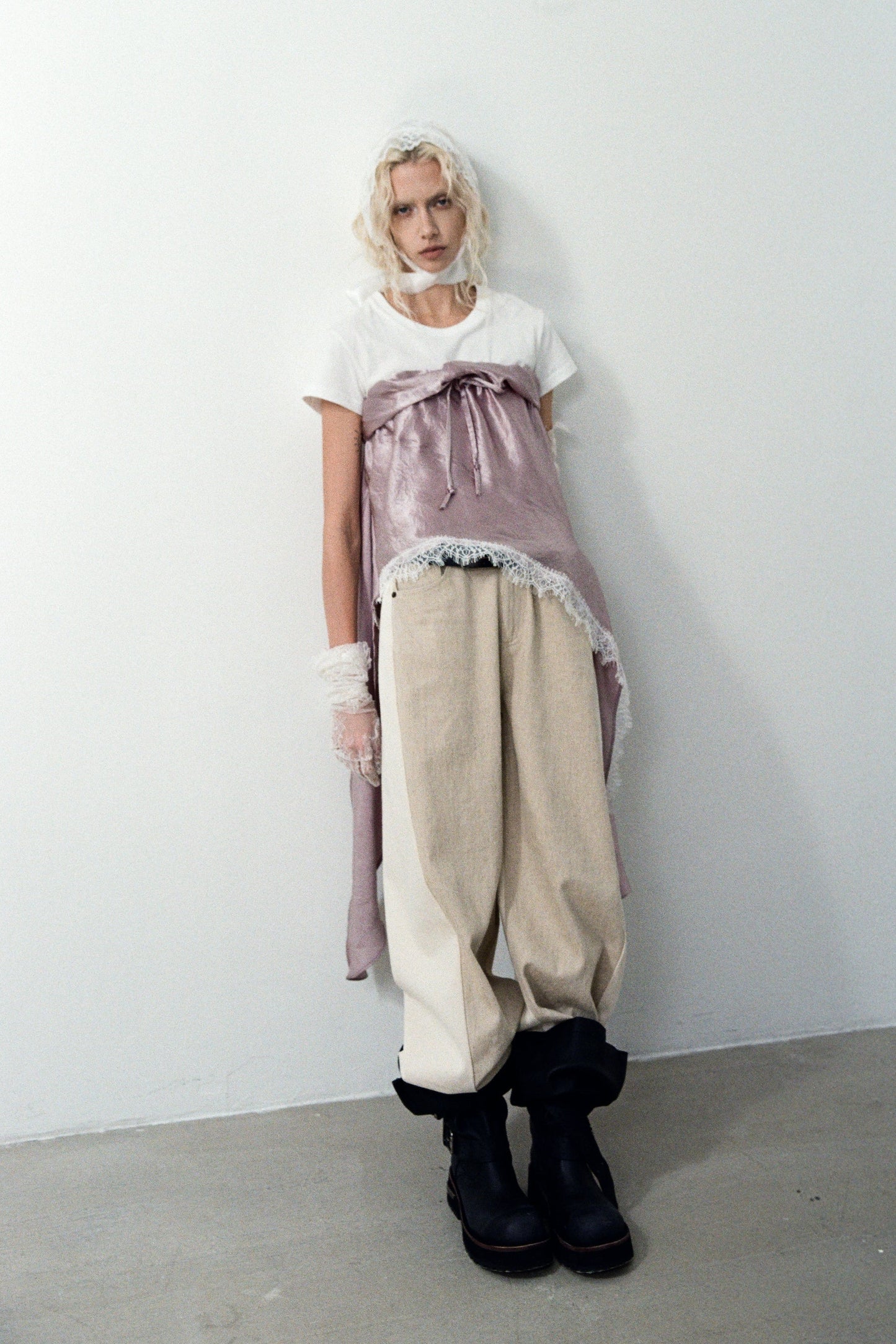 Gray Pink Asymmetric Lace Hem Skirt