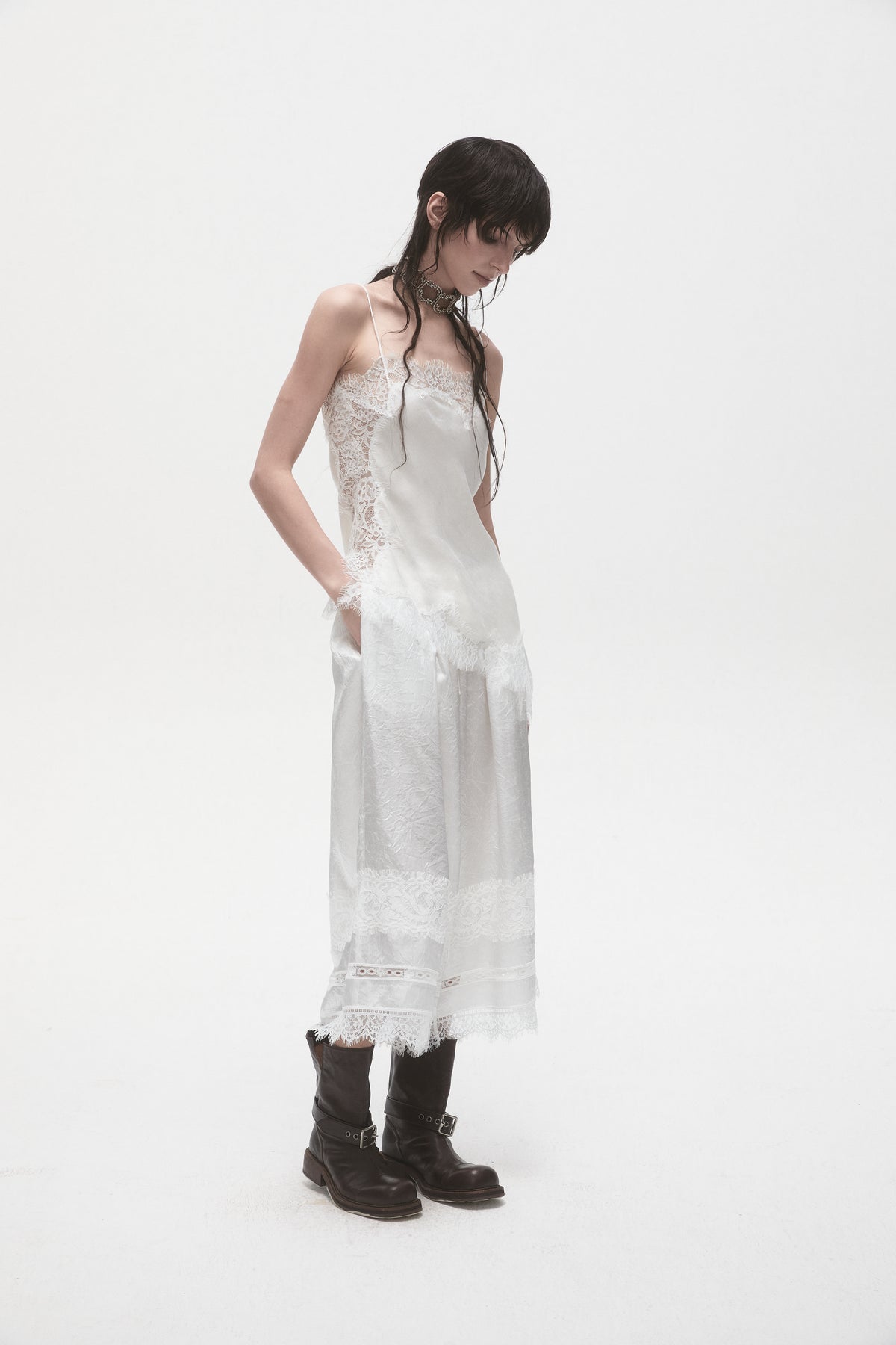 Lace Trimmed Wide Leg Cropped Trousers